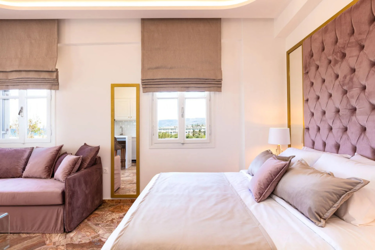 Pinelopi Beach Suites