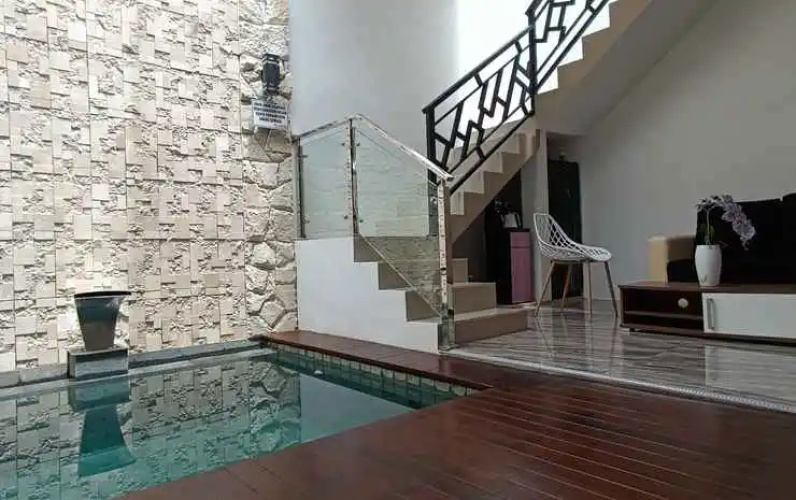 Villa NoRa with Private Pool at Batu Malang