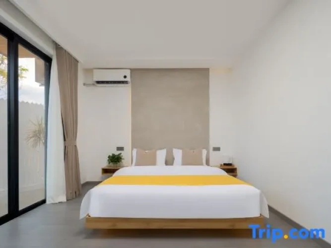 Standard Double room with courtyard view