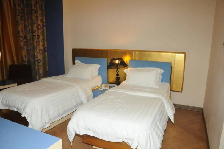 Sky Hotel