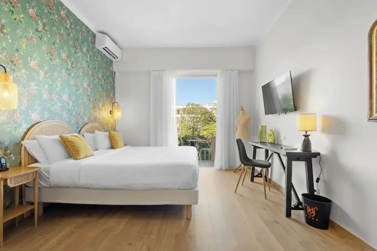 Prestige room