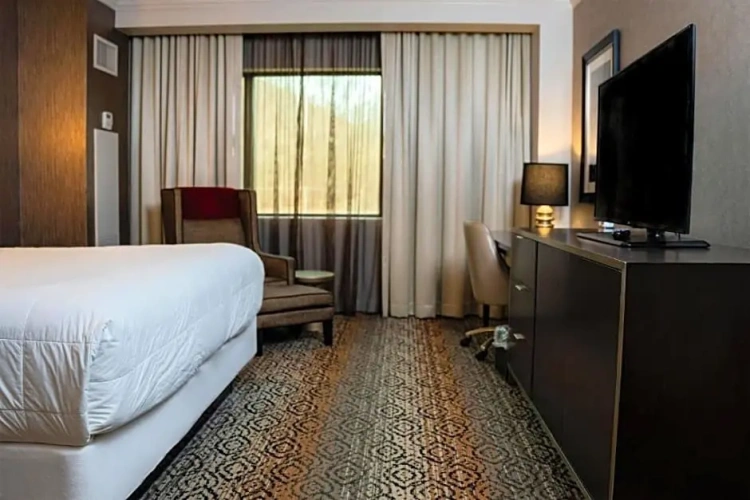 Deluxe Quadruple room with view