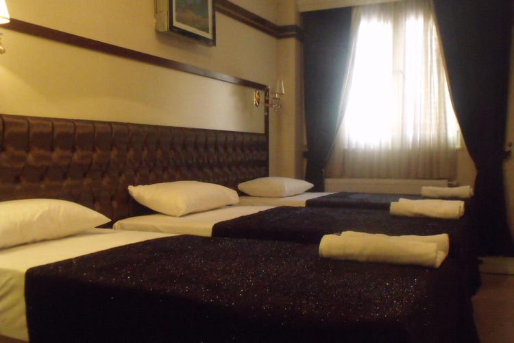 Gloria Tibi Hotel