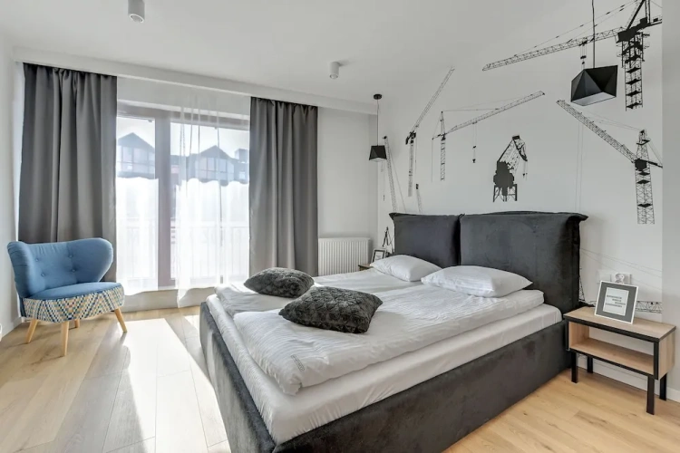 Suite with balcony