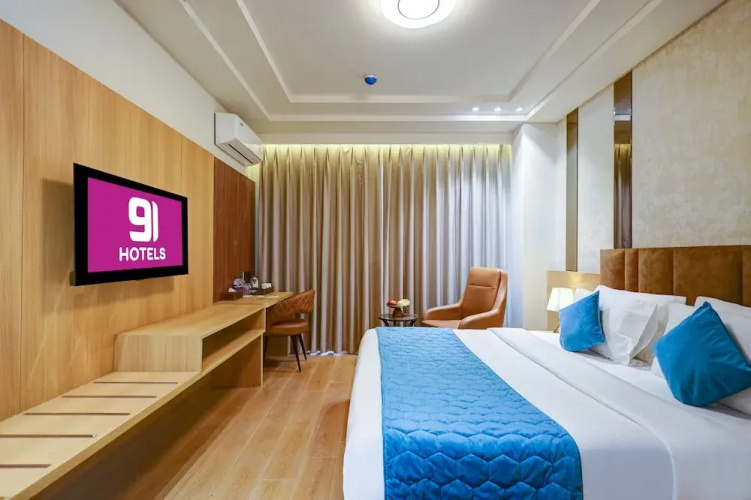 Hotel 91 Huda Premier