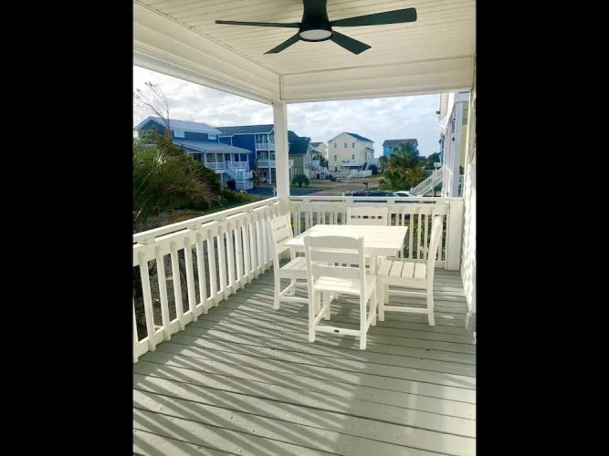 4 Bedrooms Cottage