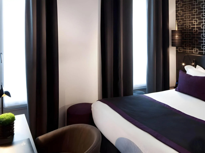 Le Grey Hotel