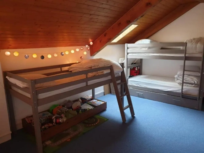 2 Bedrooms Apartment