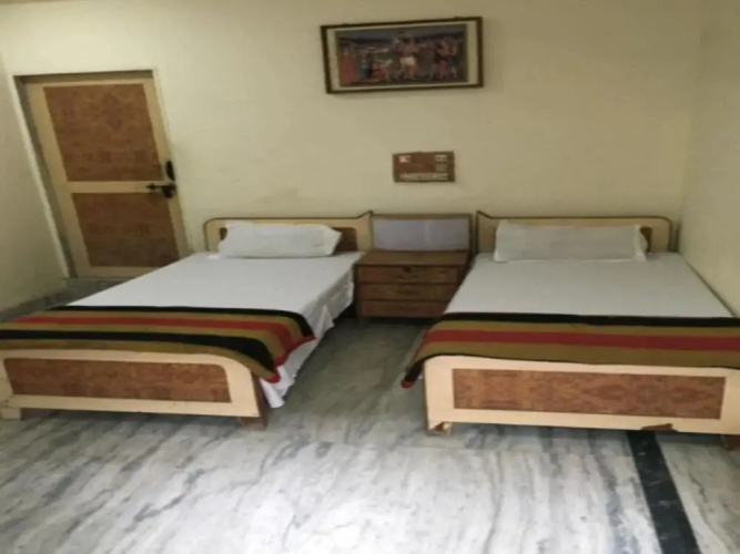 Shyam Inn Mathura by Goroomgo