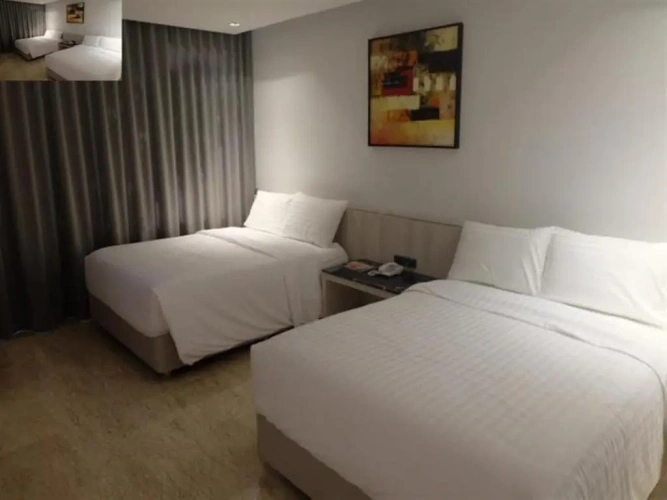 Superior Quadruple room