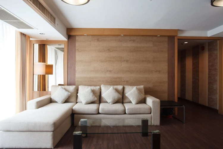 3A - 2 Bedroom Downtown Apartment With Shared Pool