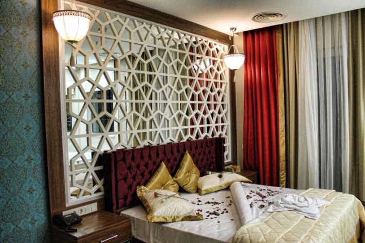 Luxury Suite with balcony and with view