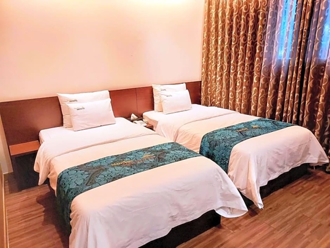 Standard Quadruple room with view