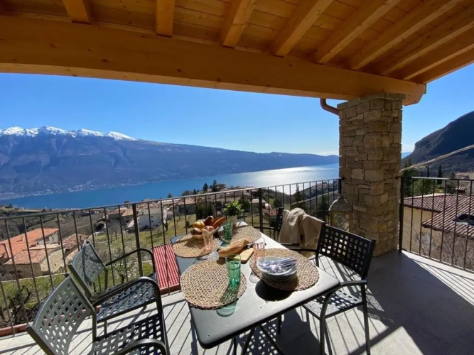 1 Bedroom Superior Apartment with lake view