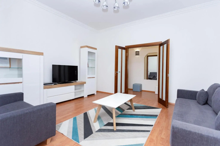 Apartments on Lenin 4