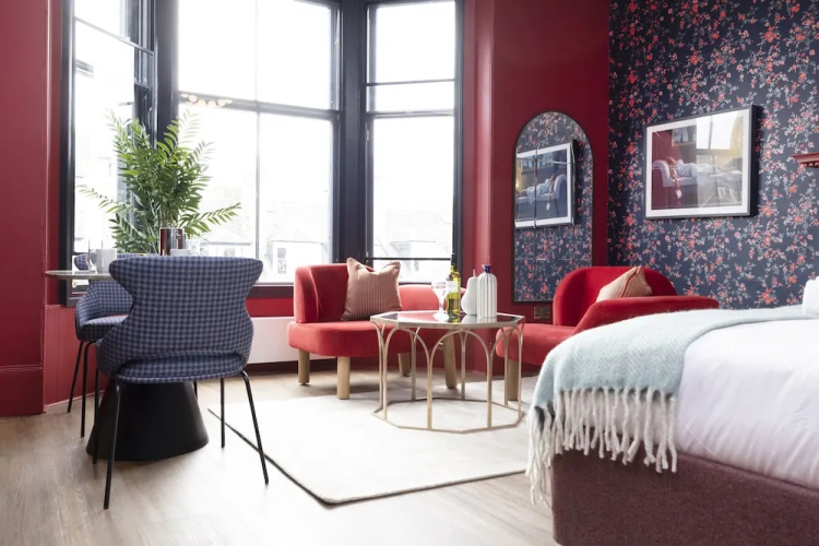 30 Castle Street Aparthotel