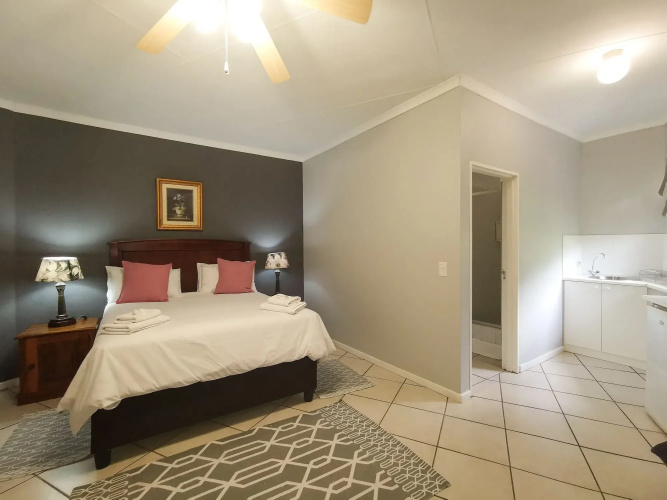 Loerie Guesthouse