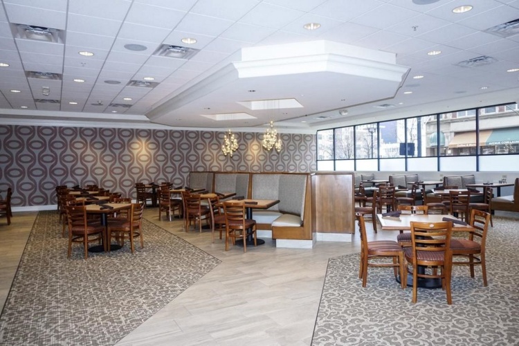 DoubleTree by Hilton Hotel Milwaukee Downtown photo 11