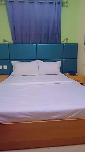 Ikad Hotel and Suite Borno Way