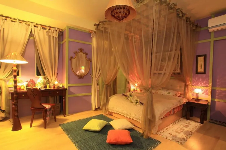 Happiness B&B