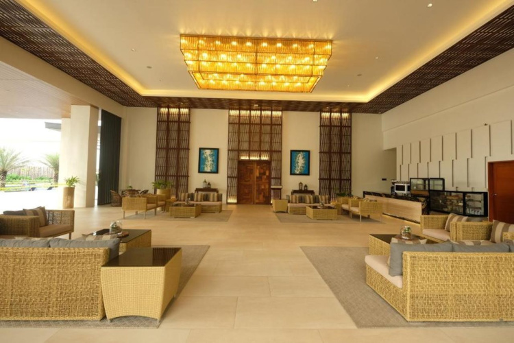 The Tropics At Macarthur Park Resort And Convention Center - Palo
