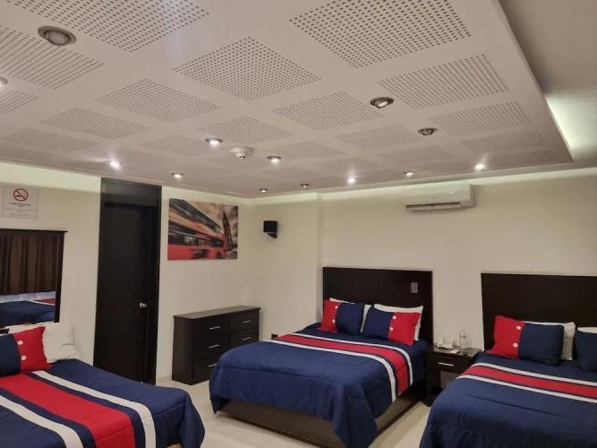 Standard Triple room