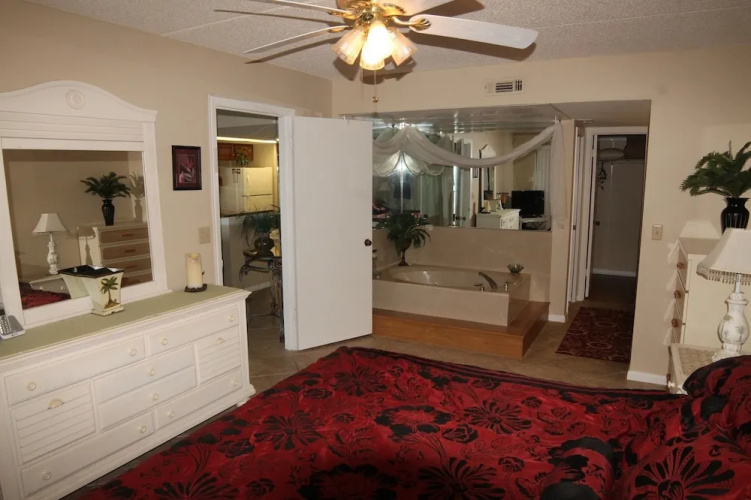 Windjammer 407 Condo