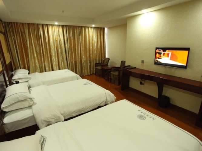 Superior Triple room