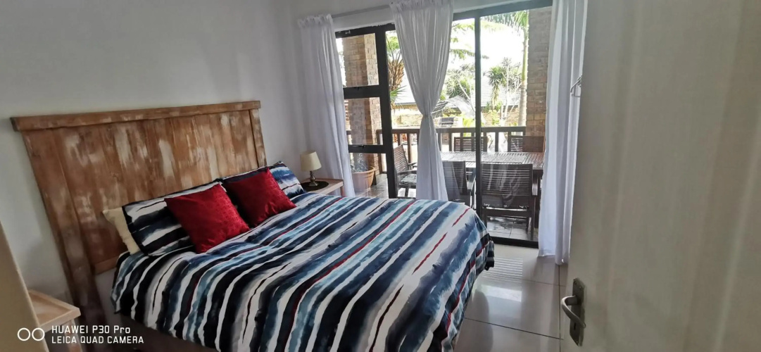 Cycadales Villa