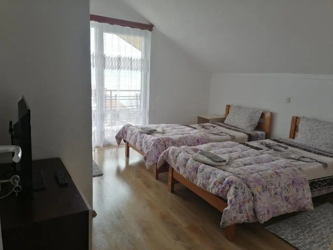 Standard Double room with lake view