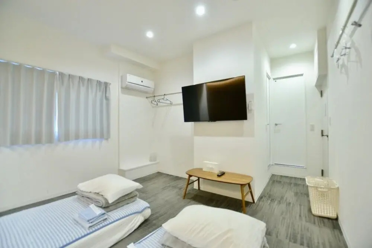 Guest House e-SHIP - Hostel