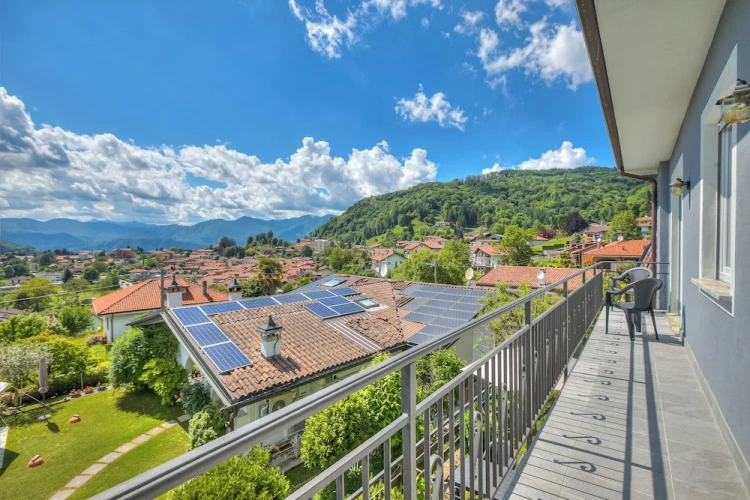 Family Apartment with balcony