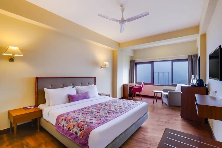 1 Bedroom Deluxe room with balcony