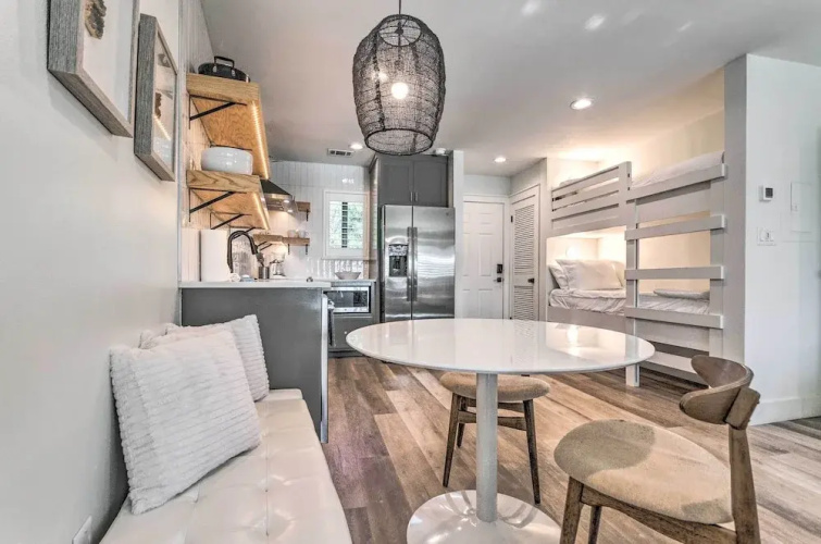 Santa Rosa Beach Studio Condo < 1 Mi to Beach