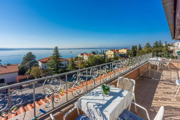 Apartman ELLEN 4