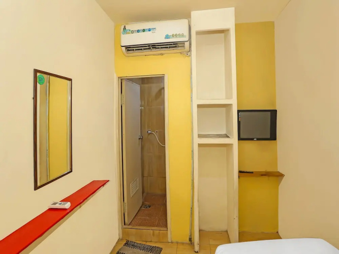 OYO 92262 Backpacker Homestay Cibubur