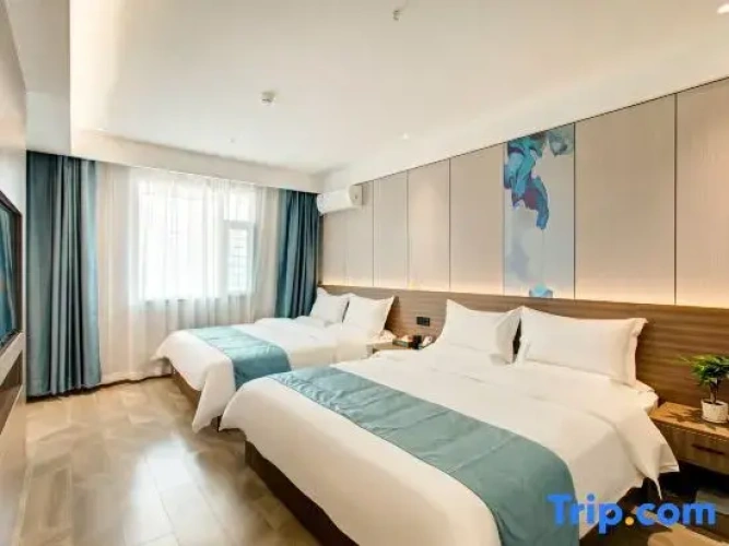 4 Bedrooms Quadruple Suite