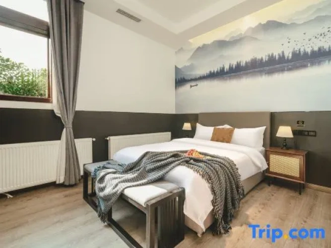 2 Bedrooms Suite