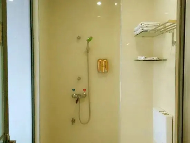 Xinju Express Hotel