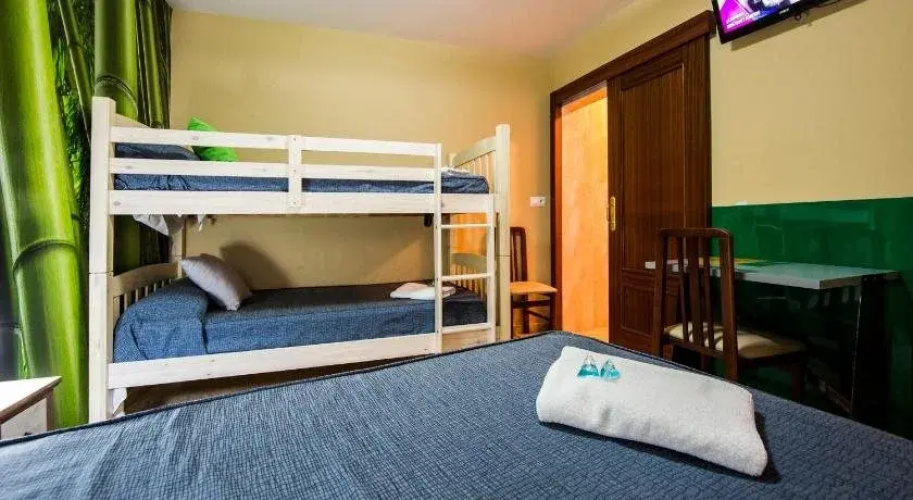 Hostal Escala Luna