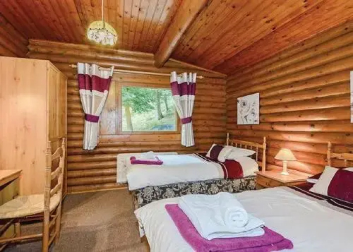 Penllwyn Lodges