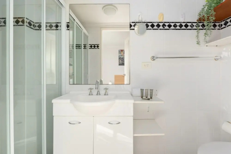 Spacious 3-bed With Alfresco Dining by Amenities