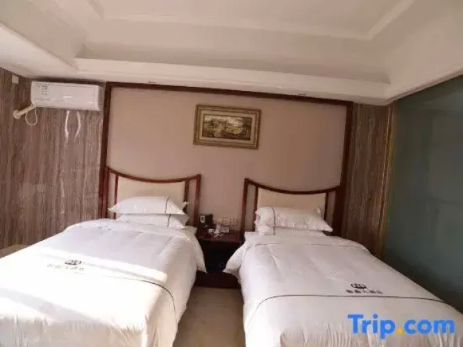 Economy Twin room