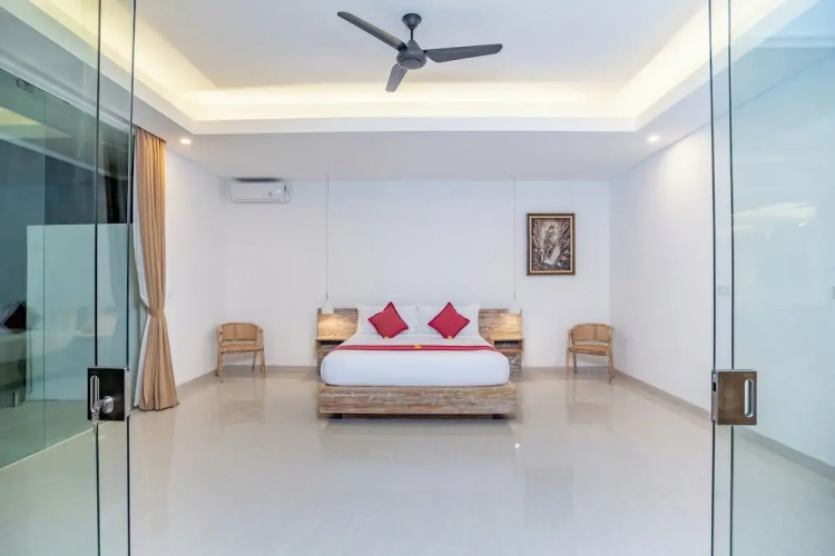 AR Villa Sayan