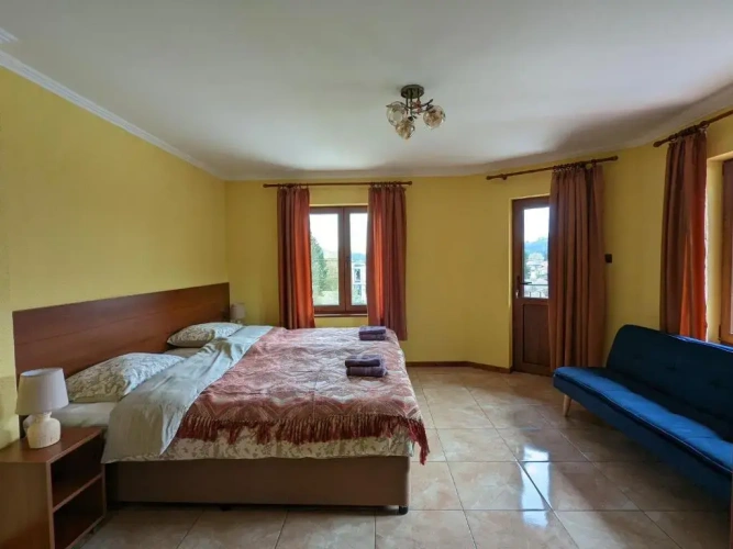 Deluxe Double room with city view