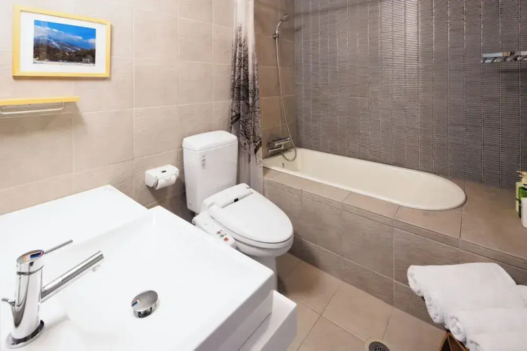 Koharu Resort Hotel & Suites