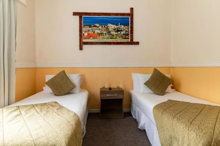 Twin room