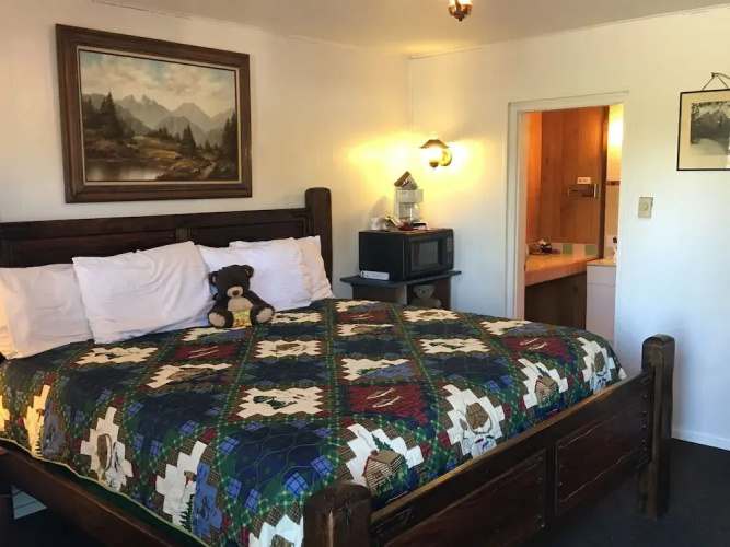 Black Bear Inn