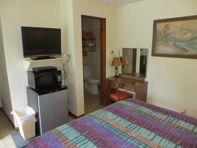 Cool Springs Inn