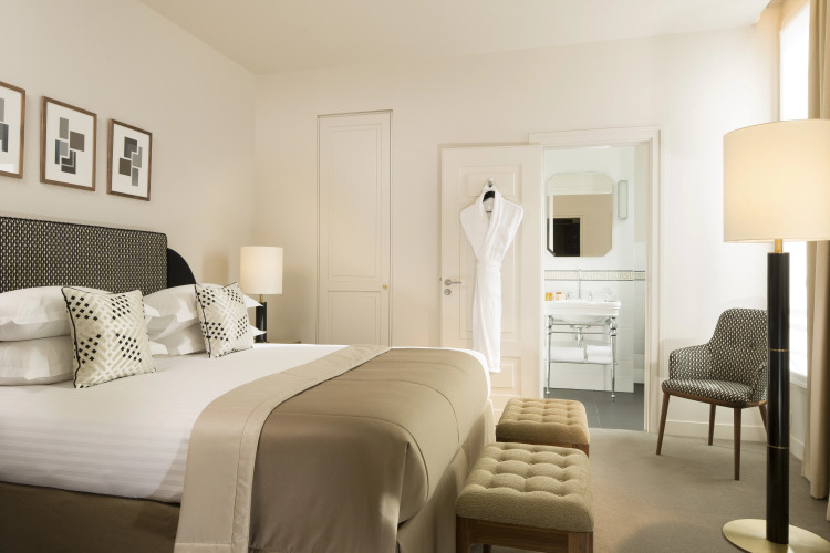 Le Tsuba HotelOver view